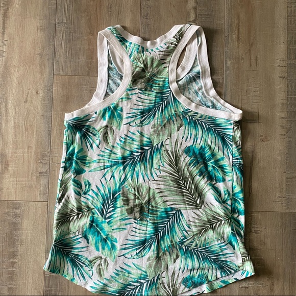 PINK VICTORIA’S SECRET Tropical 🌴 Print Tank Top 🏄🏽‍♀️ 🏄🏾‍♂️ - Picture 6 of 7